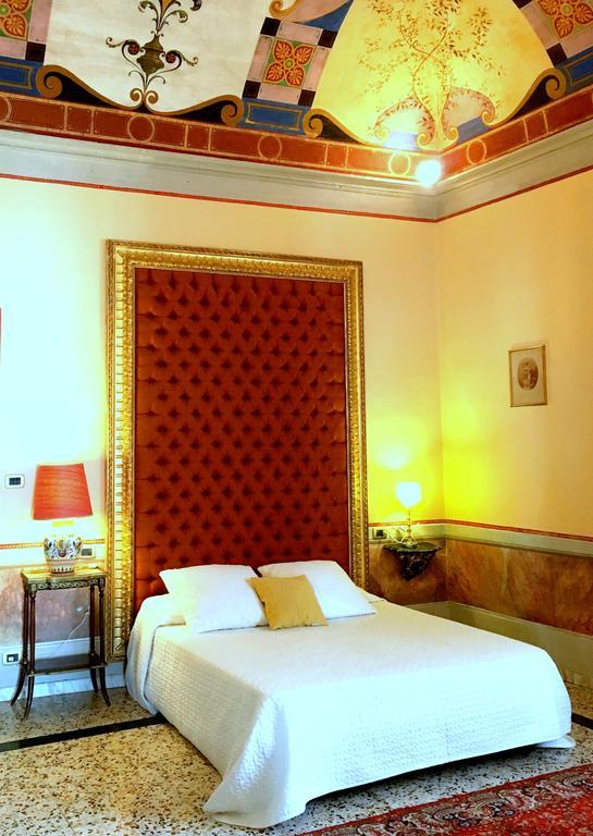 Apartment Palazzo Pannilini Siena