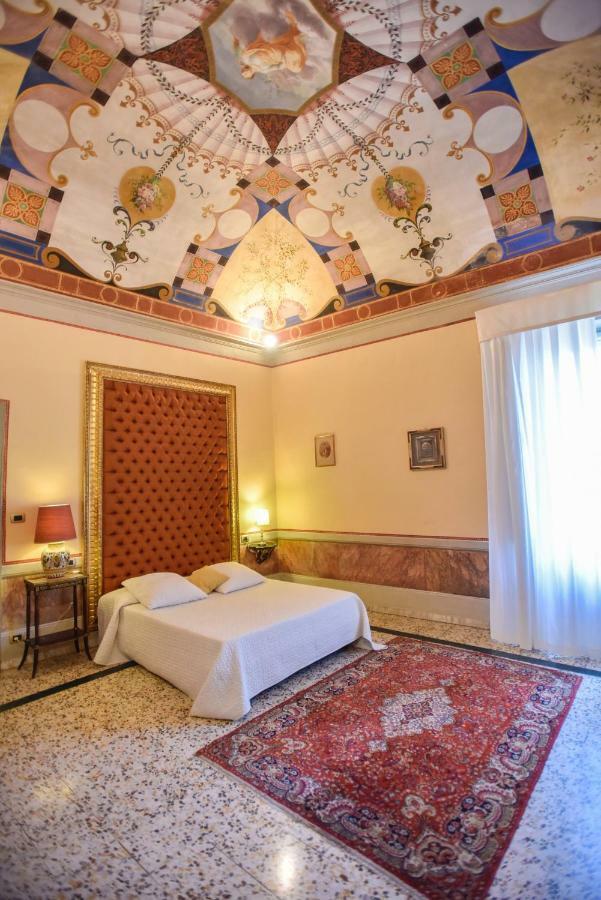 Palazzo Pannilini * Siena
